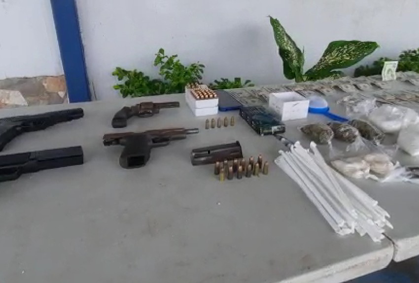 Decomisan armas de fuego y droga en Panamá Oeste Día a Día